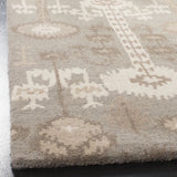 Safavieh Wyndham 4'-0" x 6'-0" Rug in Natural / Multi