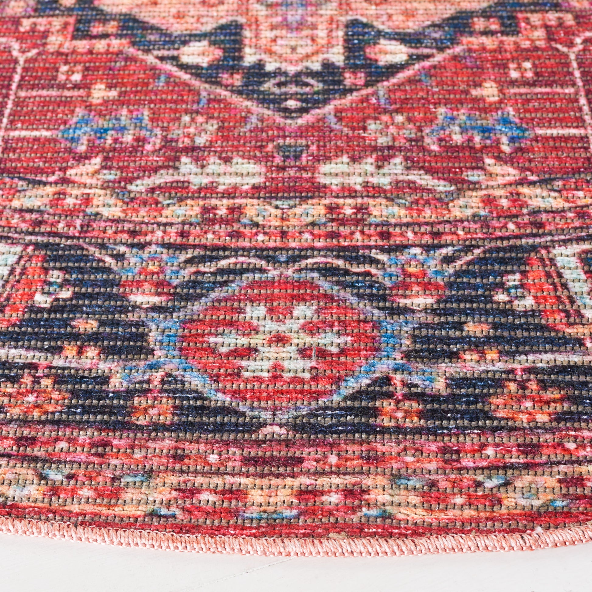 Safavieh Serapi Sep612Q Red/Blue Area Rug