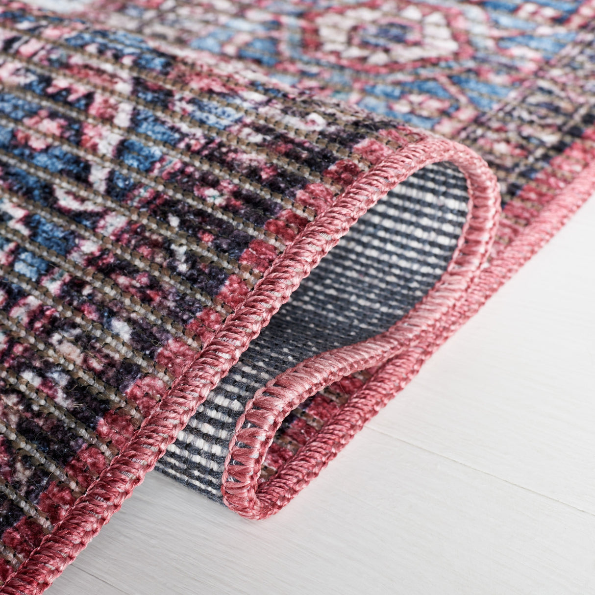 Safavieh Serapi Sep624M Blue/Rust Rug.