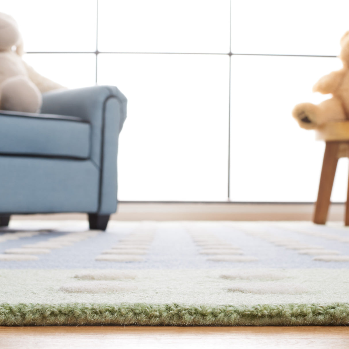 Safavieh Safavieh Kids Sfk929M Blue/Green Rug.