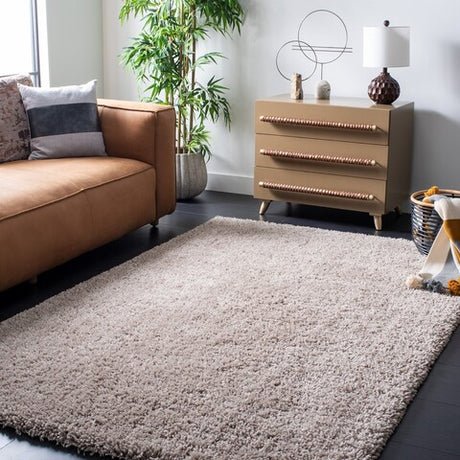 Safavieh Shag sg240d Taupe Rugs.