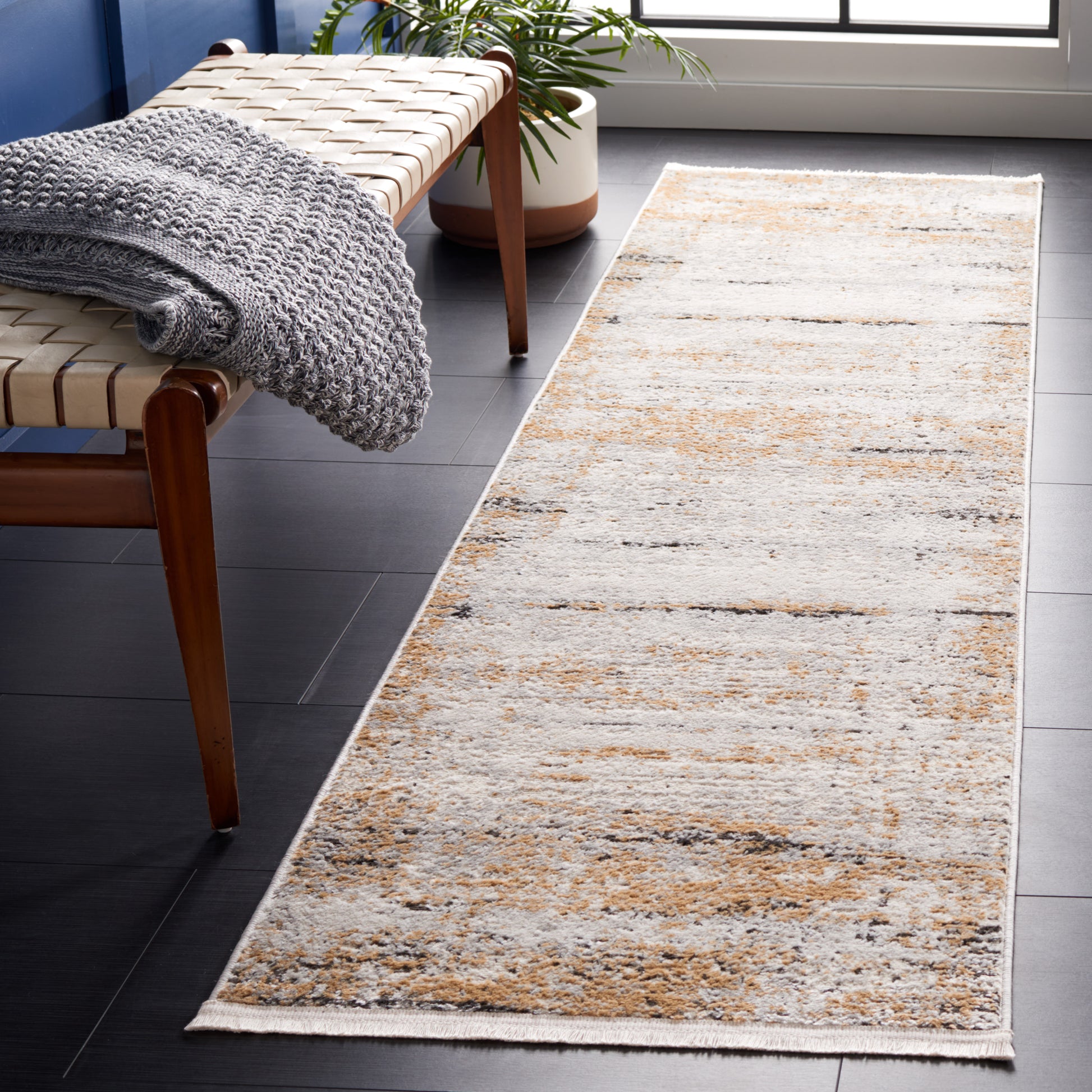 Safavieh Shivan Shv724F Grey/Gold Area Rug