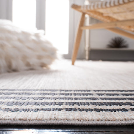 Safavieh Signature Sig607A Ivory/Black Rug.