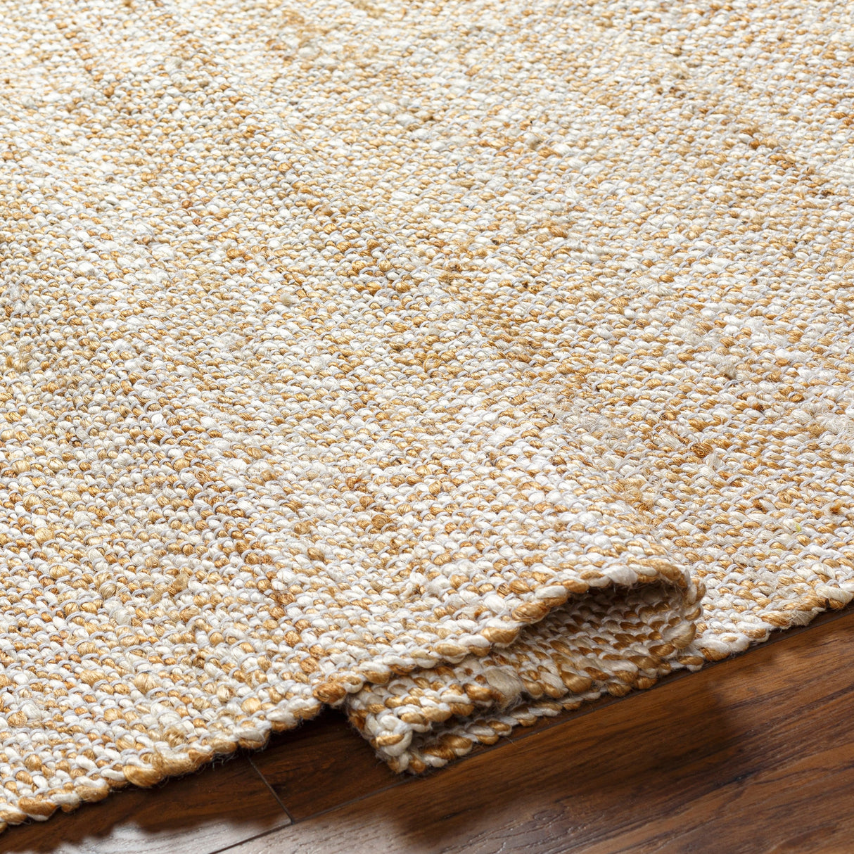 Surya Selanik Snk-2305 Camel, White Rug.