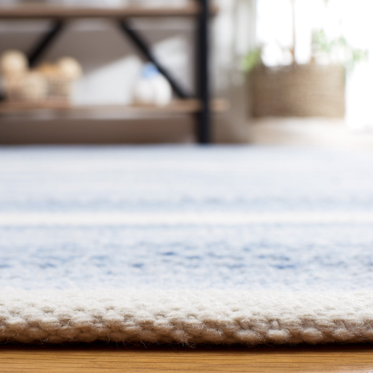 Safavieh Striped Kilim Stk425M Blue/Ivory Rug.
