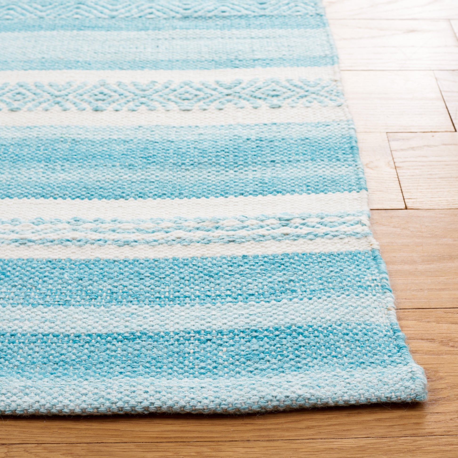 Safavieh Striped Kilim Stk429J Turquoise/Ivory Area Rug