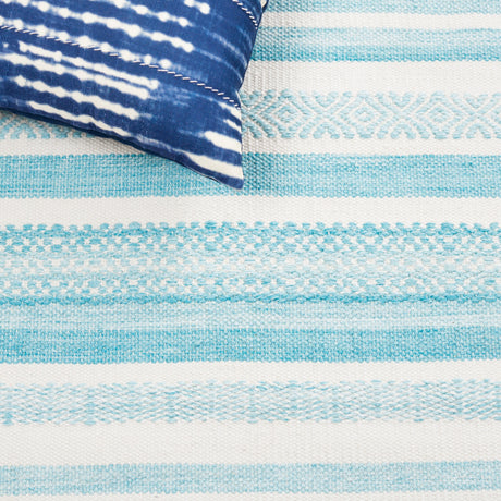 Safavieh Striped Kilim Stk429J Turquoise/Ivory Rug.