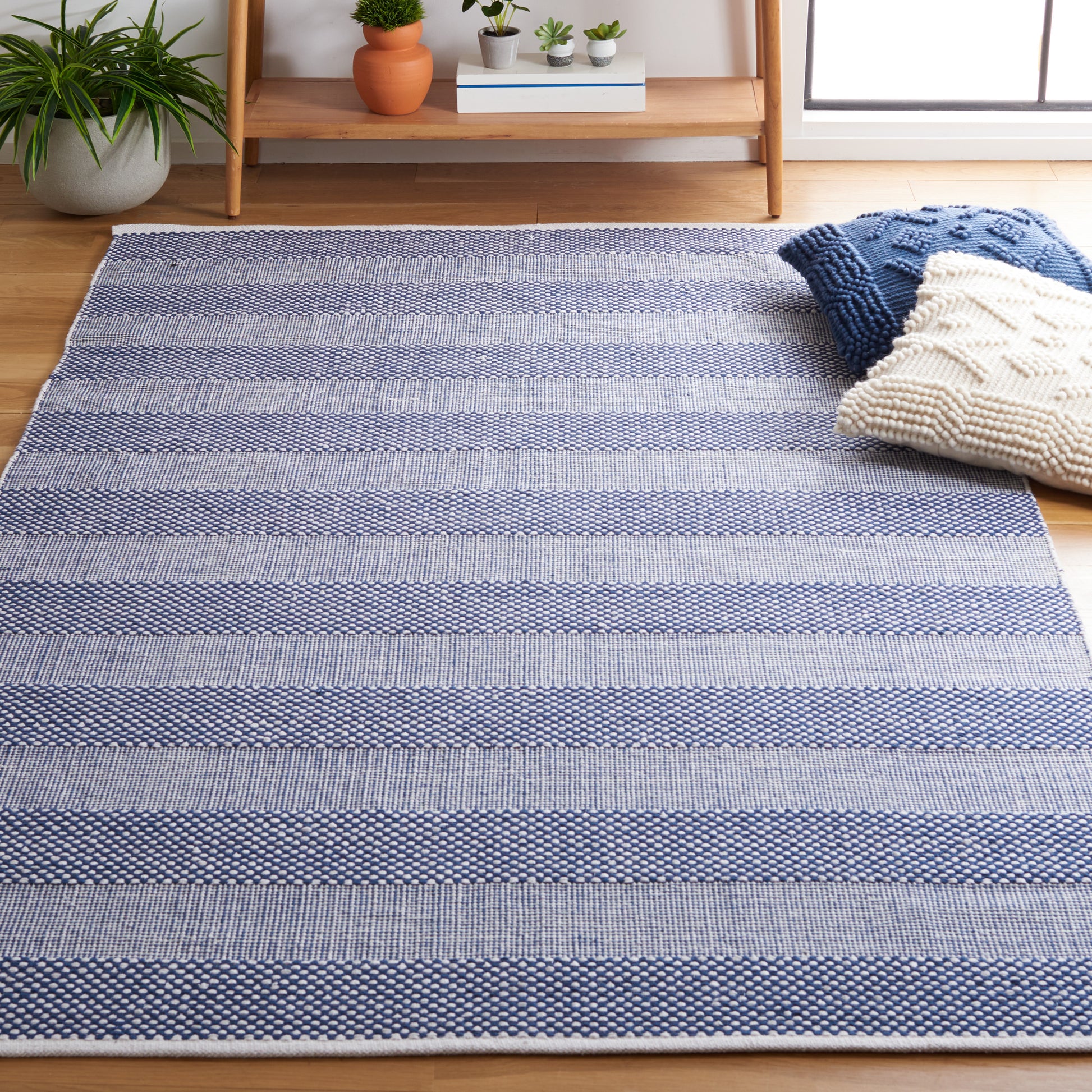 Safavieh Striped Kilim Stk802M Ivory/Blue Area Rug