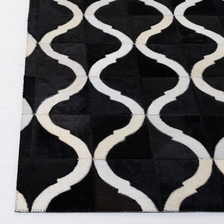 Safavieh Studio Leather Stl820Z Black/Beige Rug.