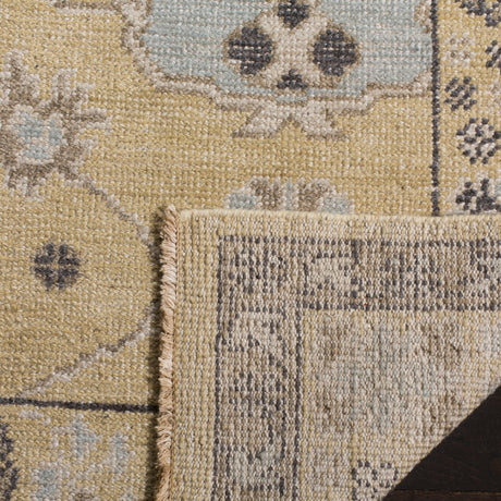 Safavieh Sivas Svs126A Light Gold/Beige Rug.