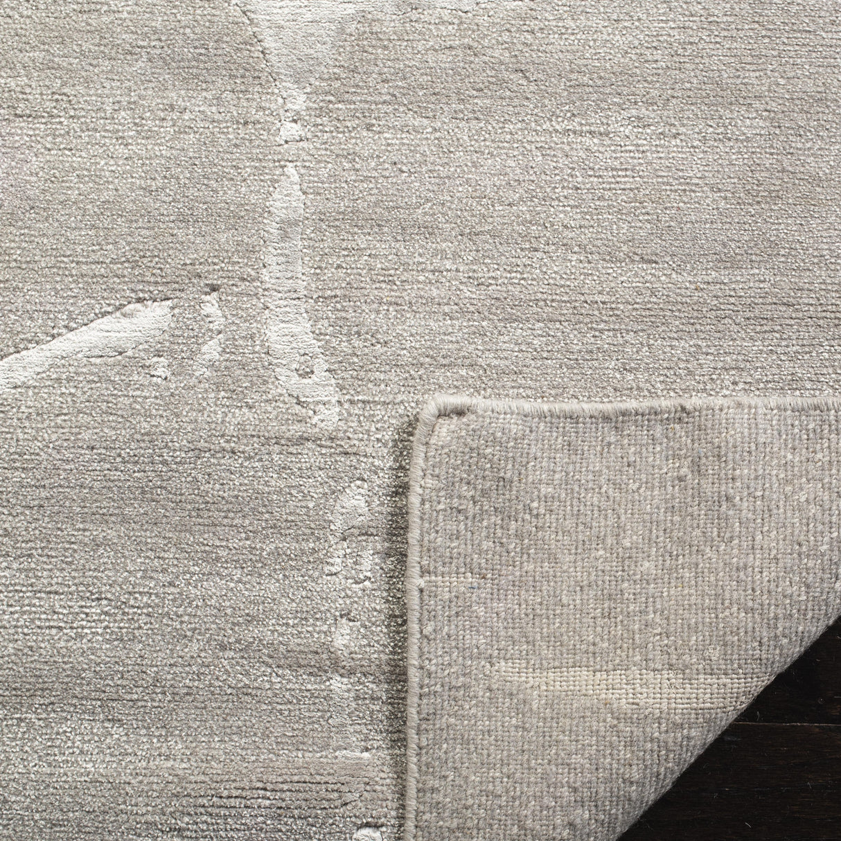 Safavieh Tibetan Tb837A Cream/Stone Rug.