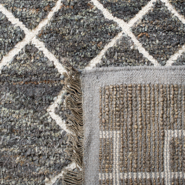 Safavieh Thomas Obrien Tob531B Dark Grey/White Rug.