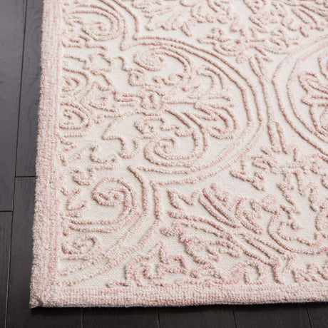 Safavieh Trace Trc101U Ivory/Pink Rug.