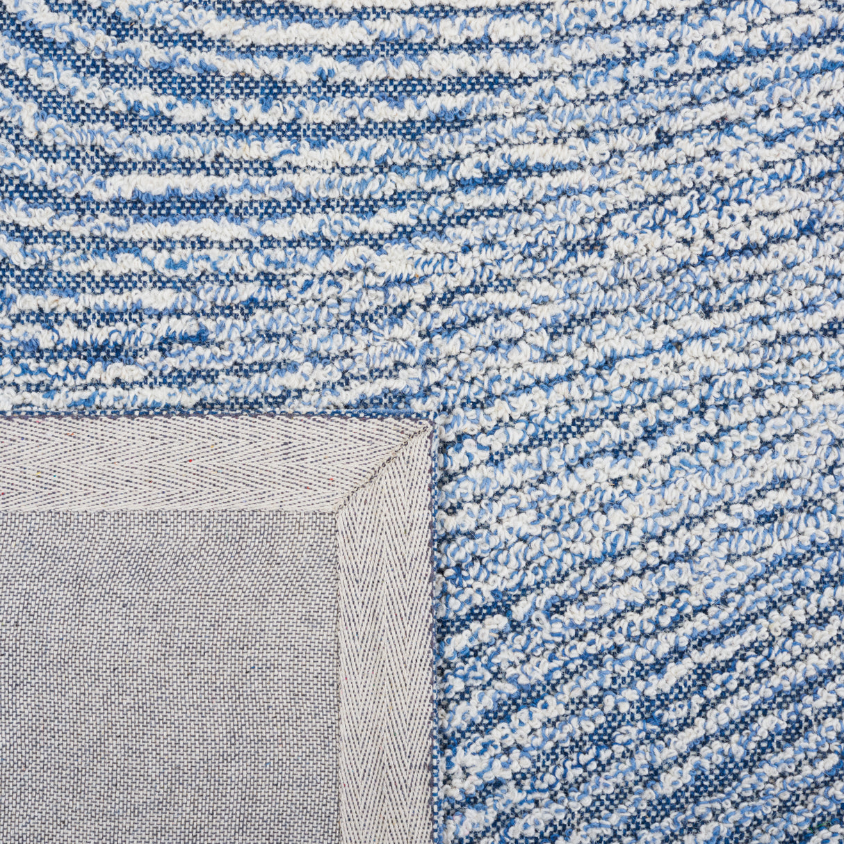 Safavieh Trace Trc901N Navy Rug.