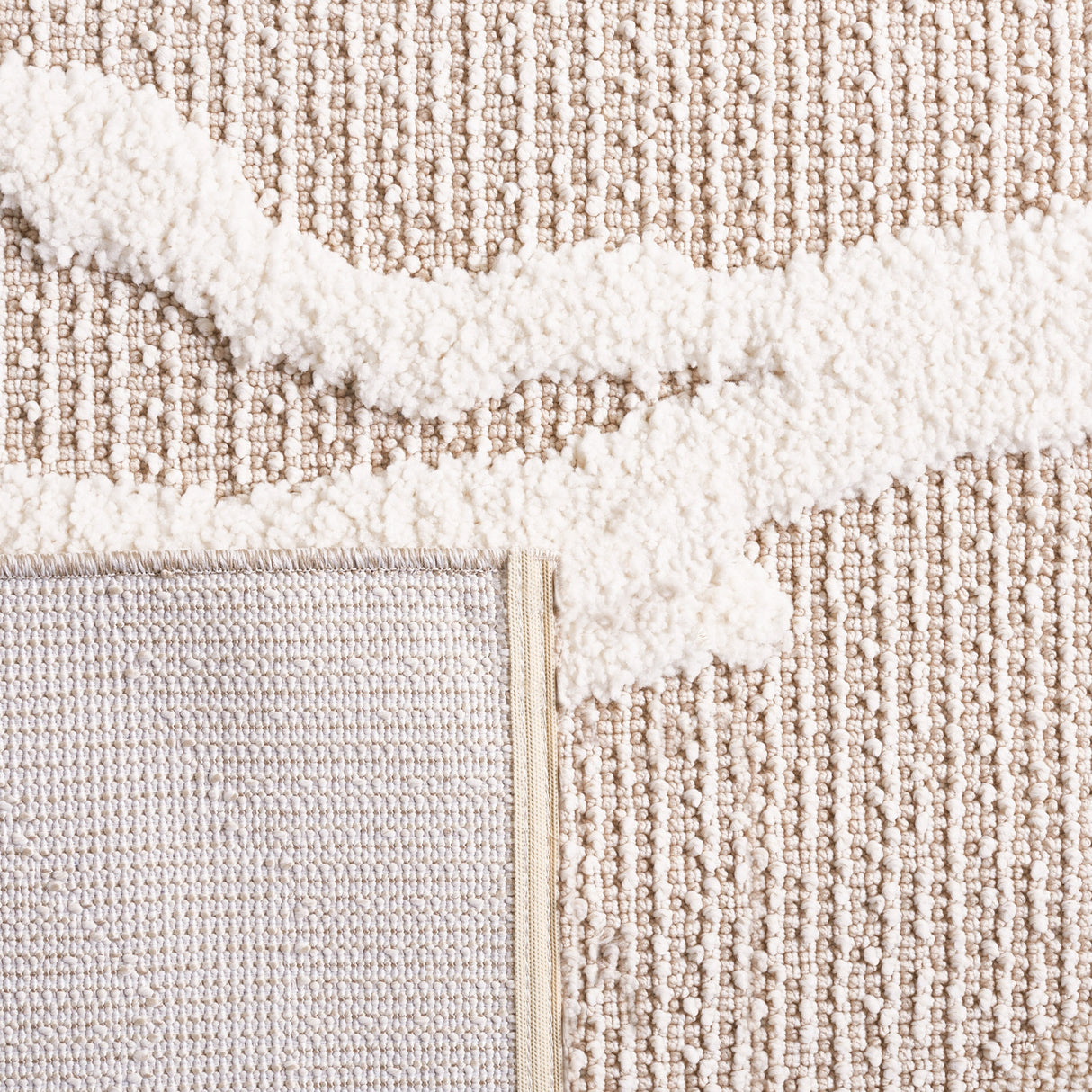 Safavieh Trends Trd112B Beige/Ivory Rug.