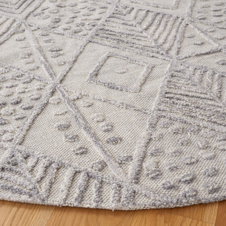 Safavieh Textual Txt202F Grey Rug.