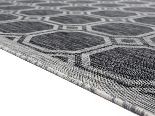 United Weavers Augusta Balos Black Rug - pile height detail