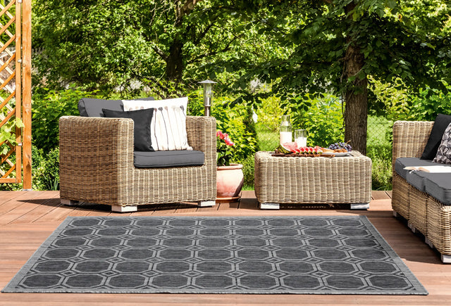 United Weavers Augusta Balos Black Rug - room scene