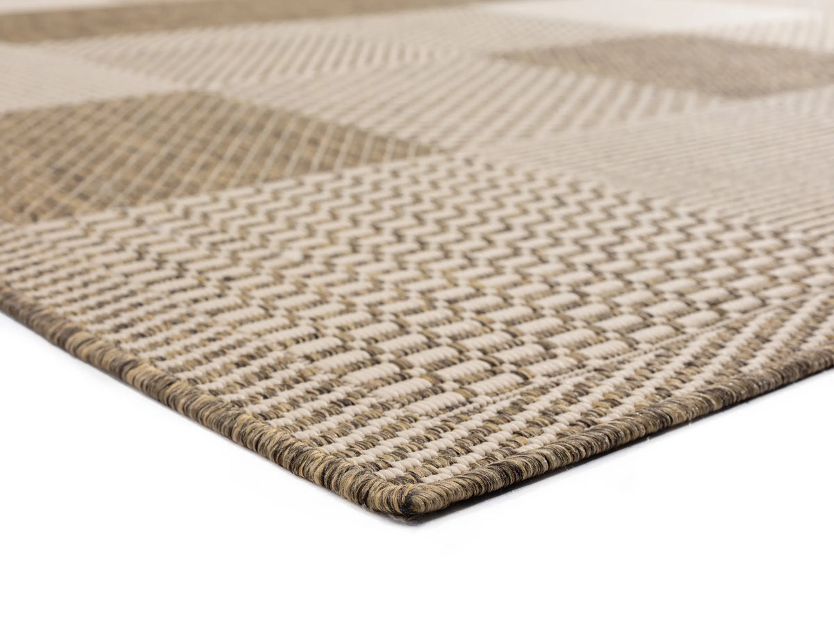 United Weavers Augusta Grand Anse Brown Rug - angle view