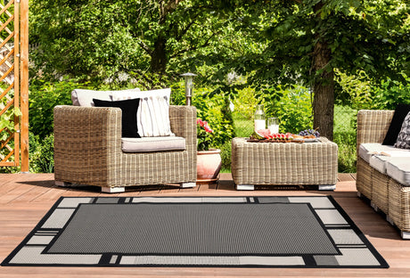 United Weavers Augusta Matira Black Rug - room scene