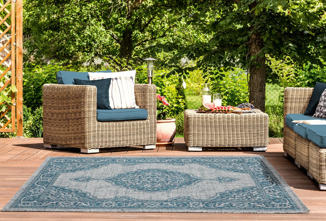 United Weavers Augusta Sant Andrea Aqua Rug - room scene