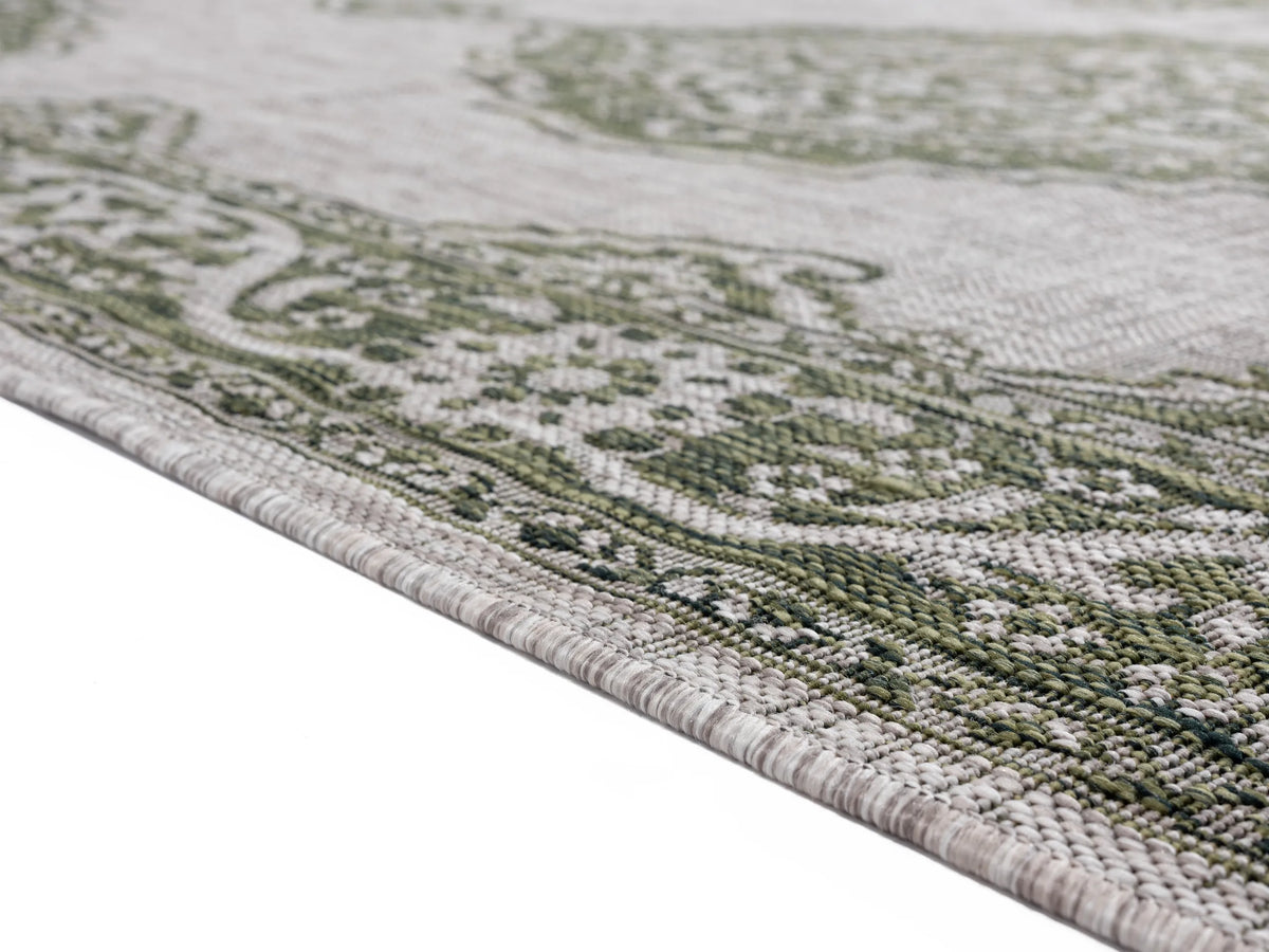 United Weavers Augusta Sant Andrea Green Rug - pile height detail