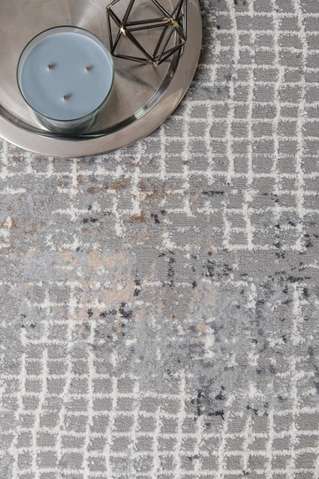 United Weavers Austin Devine Grey Rug - close-up detail