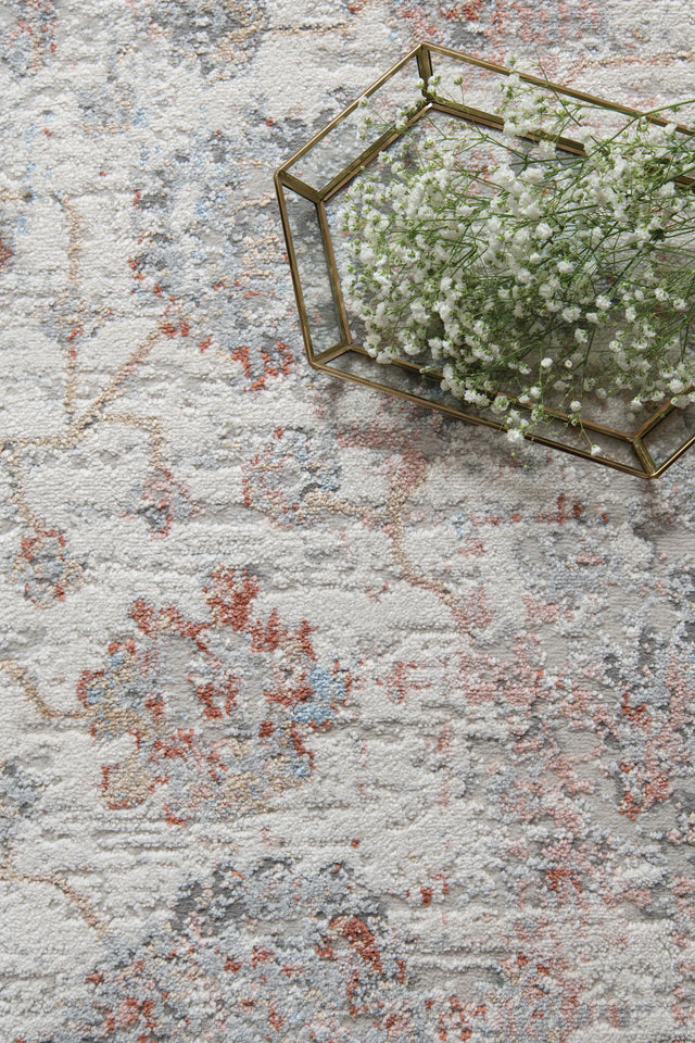 United Weavers Austin Heirloom Rust Rug - close-up detail