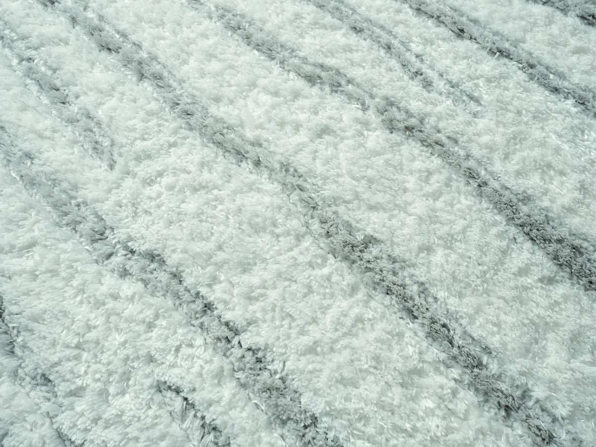 United Weavers Barcelona Berga White Rug - close-up detail