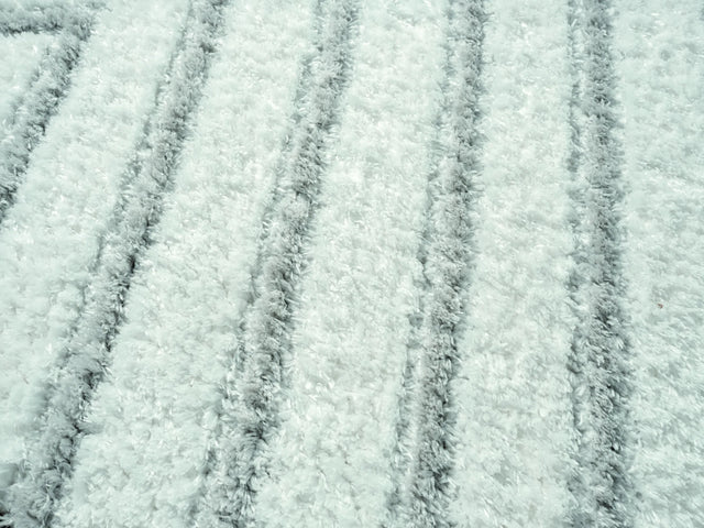 United Weavers Barcelona Manresa White Rug - close-up detail