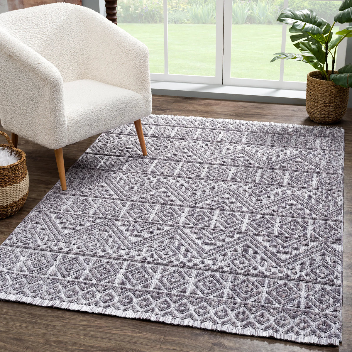 United Weavers Chelsea Kane Smoke Rug - room scene