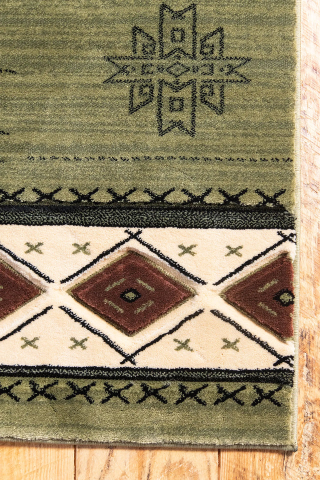 United Weavers Cottage Timberland Green Rug - angle view