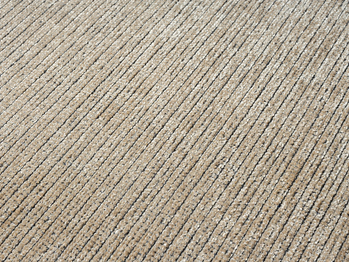 United Weavers Emerson Glory Beige Rug - close-up detail