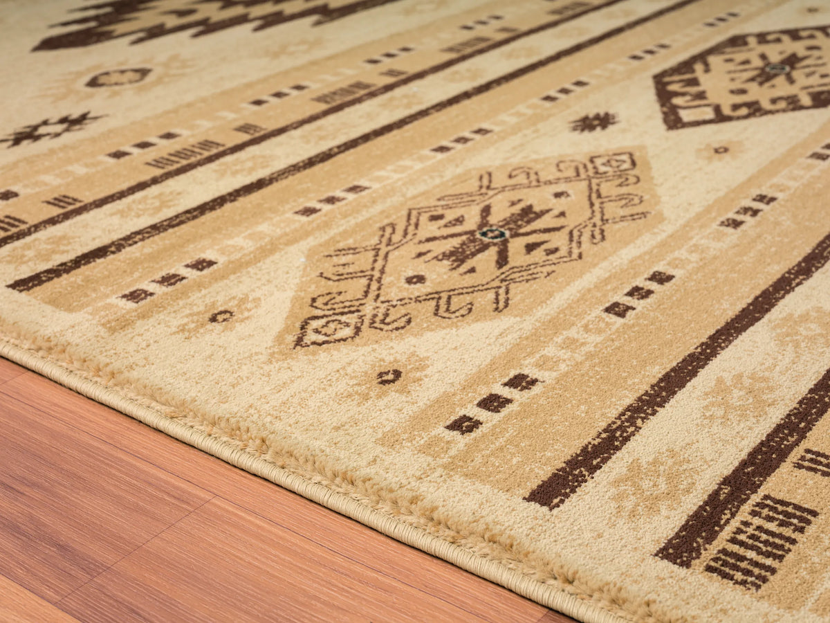 United Weavers Highlands Eagle Eye Cream Rug - close-up detail