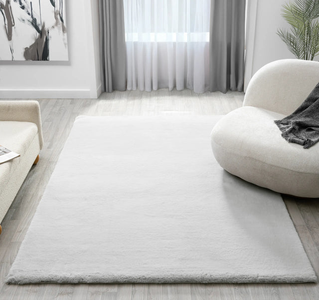 United Weavers Lavish Solid United Weavers Lavish Solid Plush Silver Rug - room scene