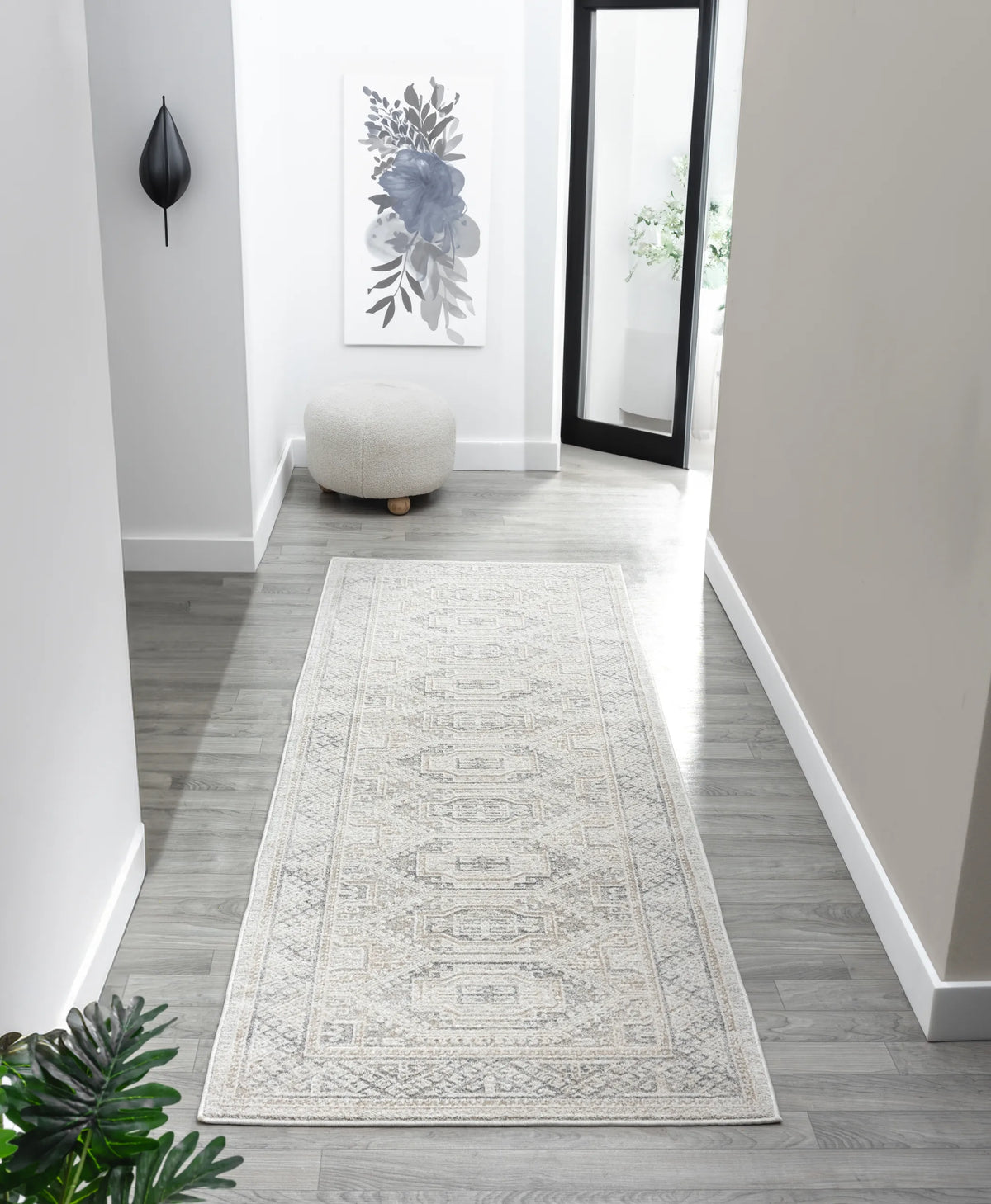 United Weavers Lexington Molly Beige Rug - runner room scene