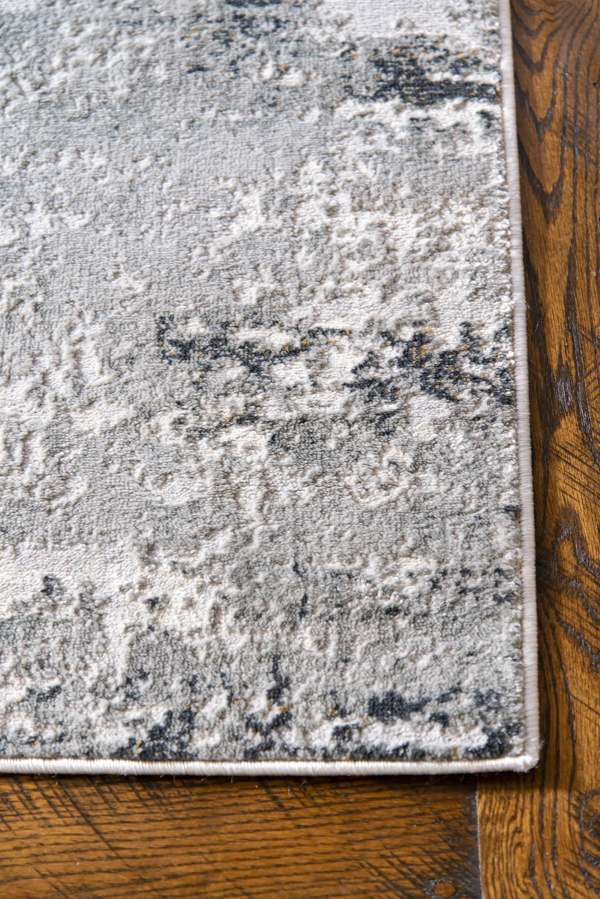 United Weavers Veronica Parker Wheat Rug - angle view