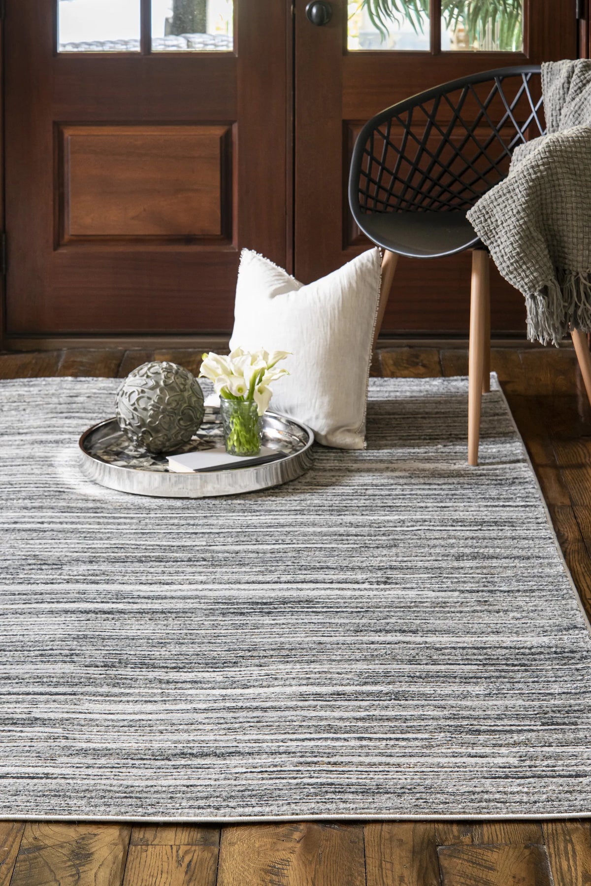 United Weavers Veronica Riseley Wheat Rug - room scene