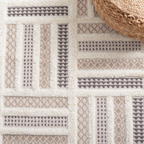 Safavieh Urban Urb212B Beige/Ivory Rug.