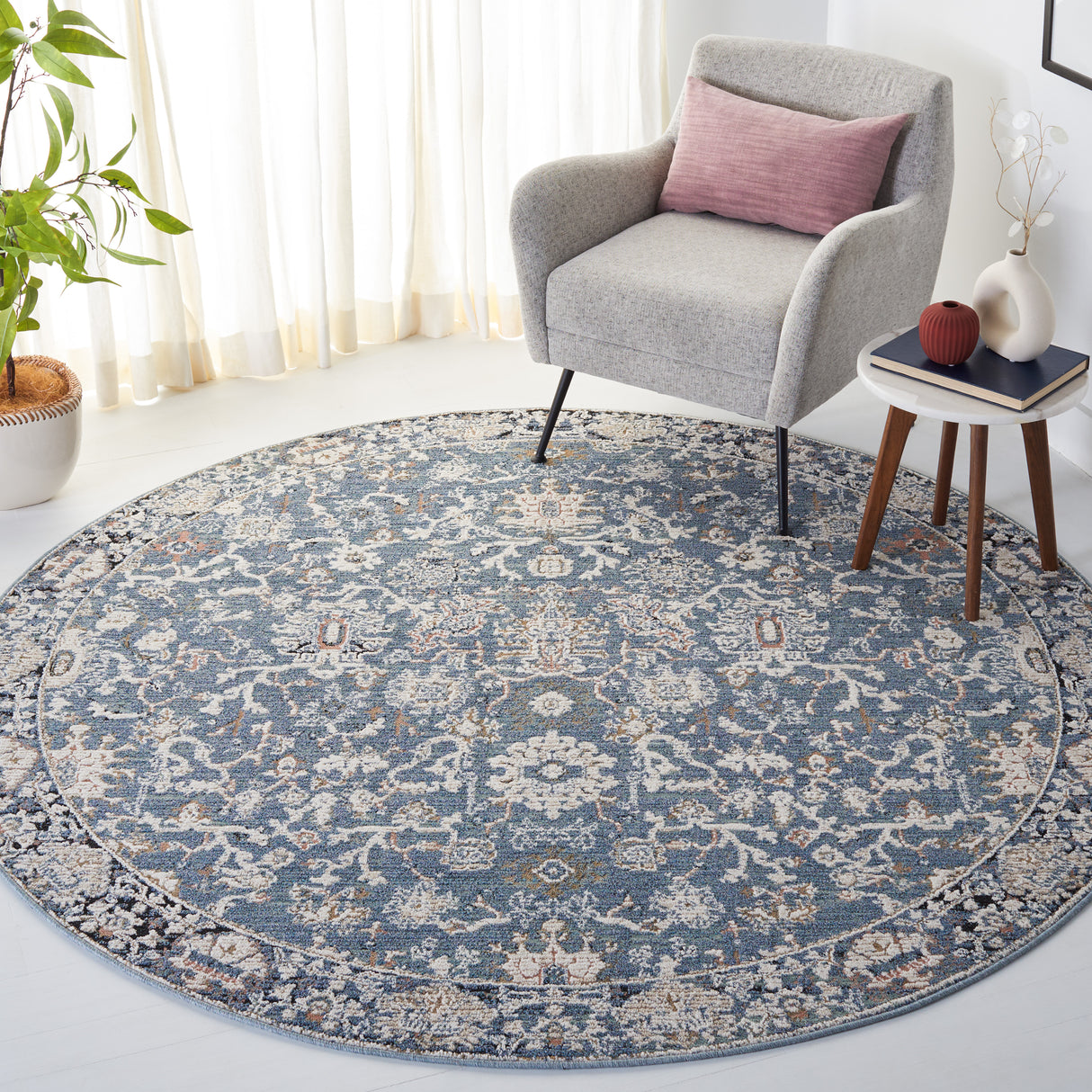 Safavieh Vivaldi Viv561N Navy/Ivory Rug.