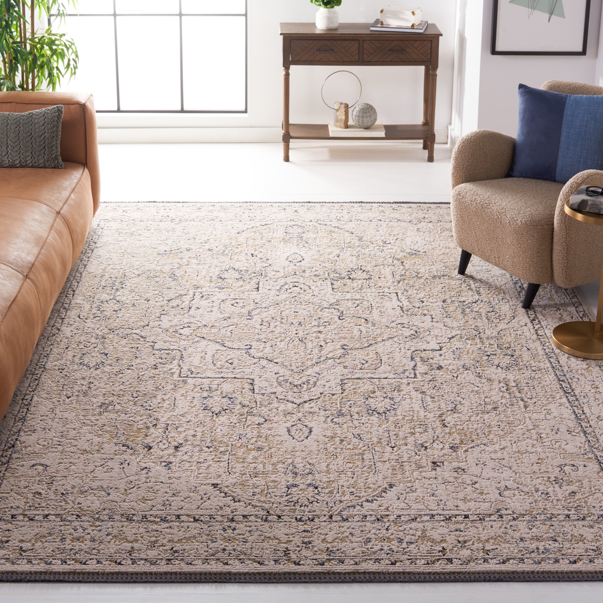 Safavieh Vivaldi Viv595A Ivory/Light Olive Area Rug