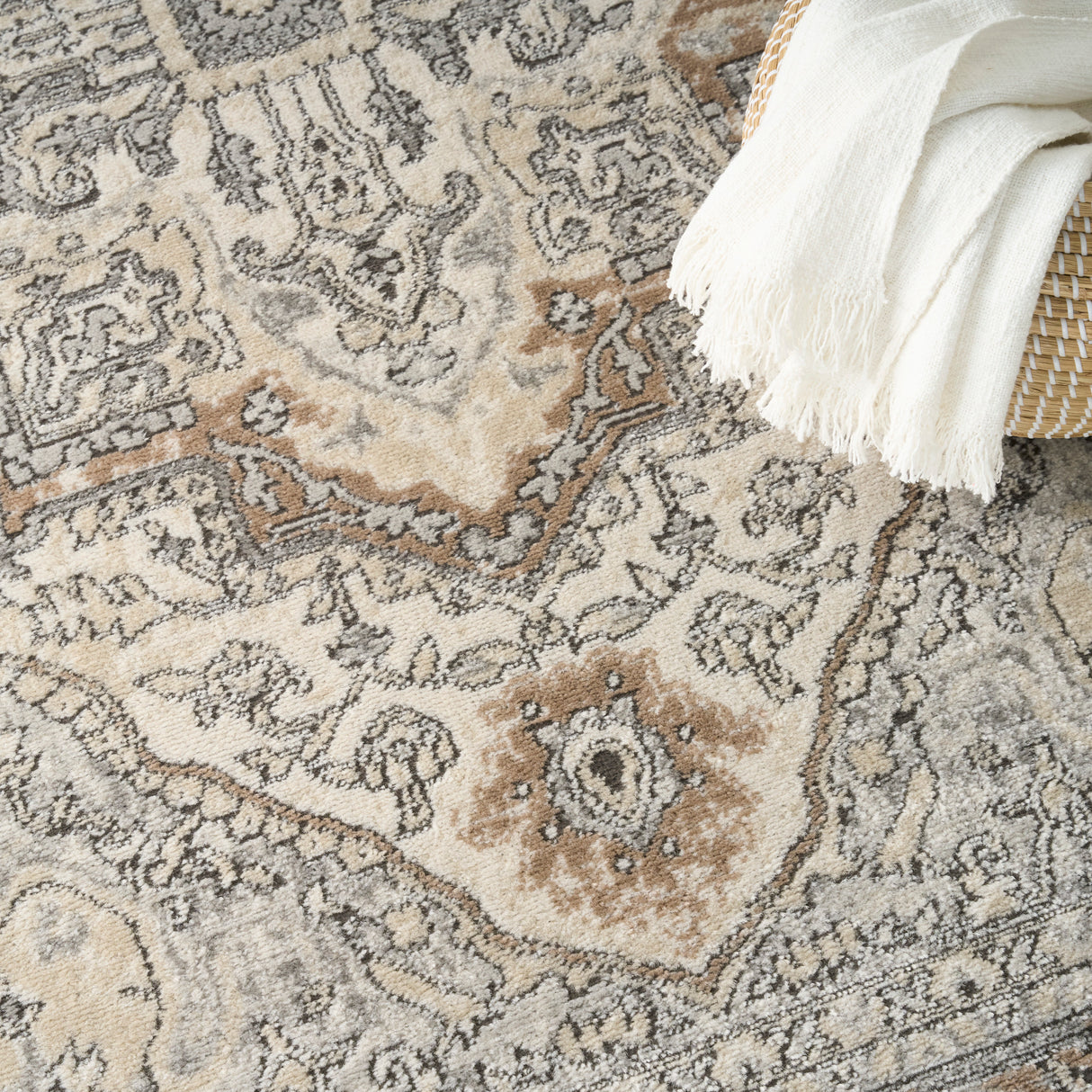 Nourison Quarry QUA18 Machine Made Ivory, Grey, Taupe Rug