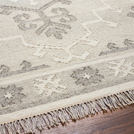 Surya Valerie Vla-2306 Off-White, Charcoal, Medium Gray Rug.