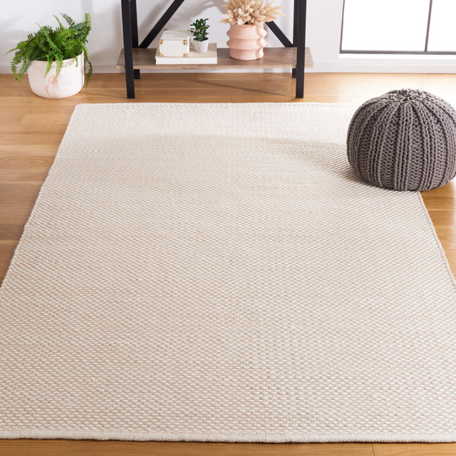 Safavieh Vermont Vrm650A Ivory Rug.