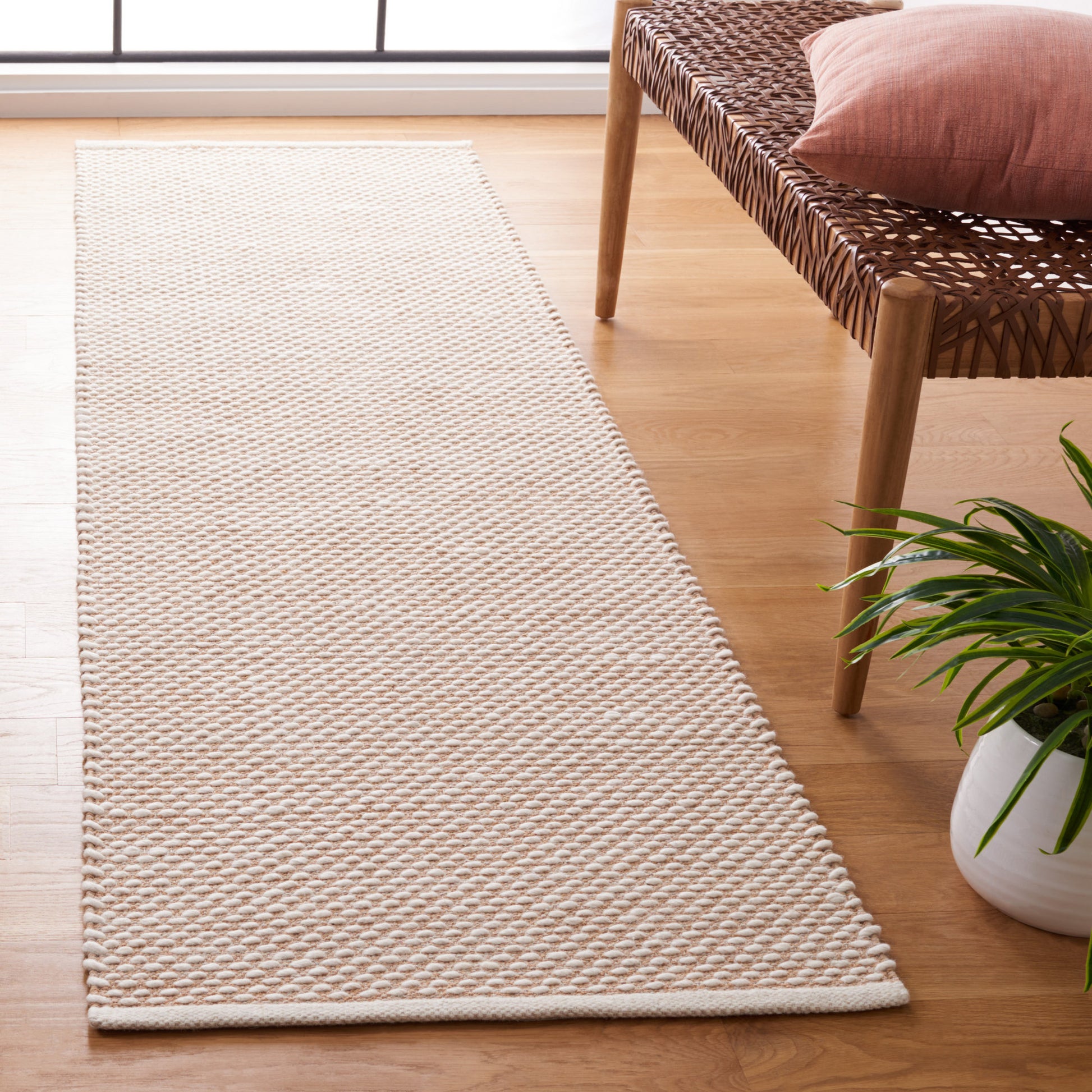 Safavieh Vermont Vrm650B Beige Area Rug