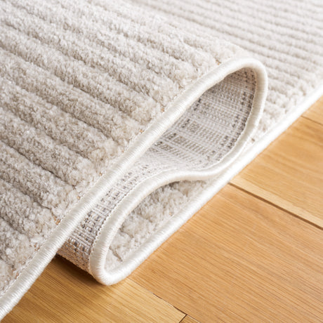 Safavieh Vision Vsn102A Beige Rug.
