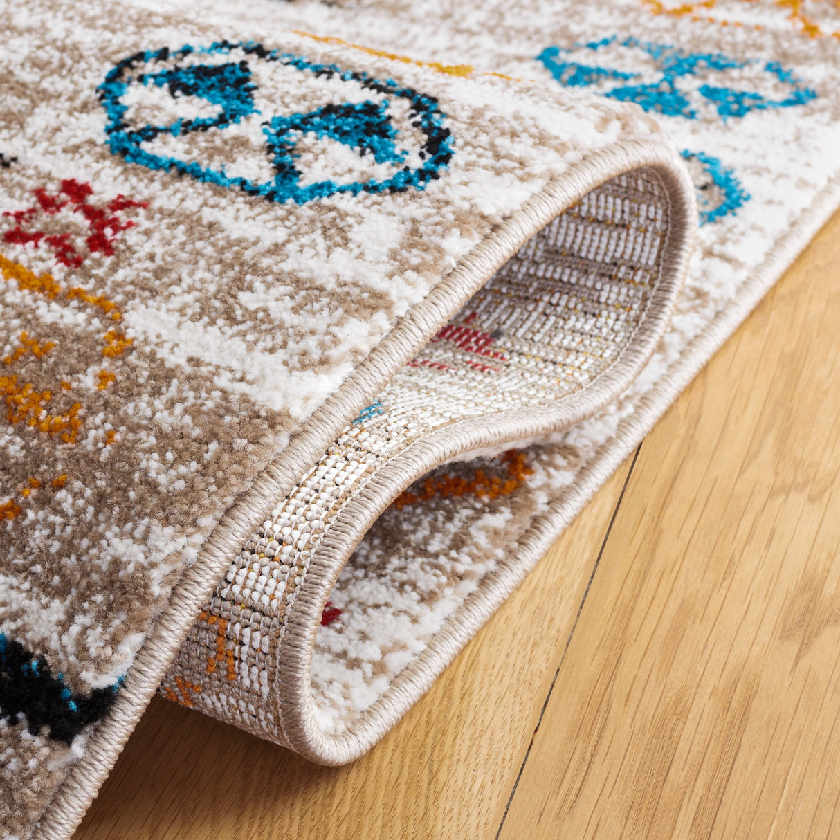 Safavieh Vintage Hamadan Vth223A Ivory/Black Rug.