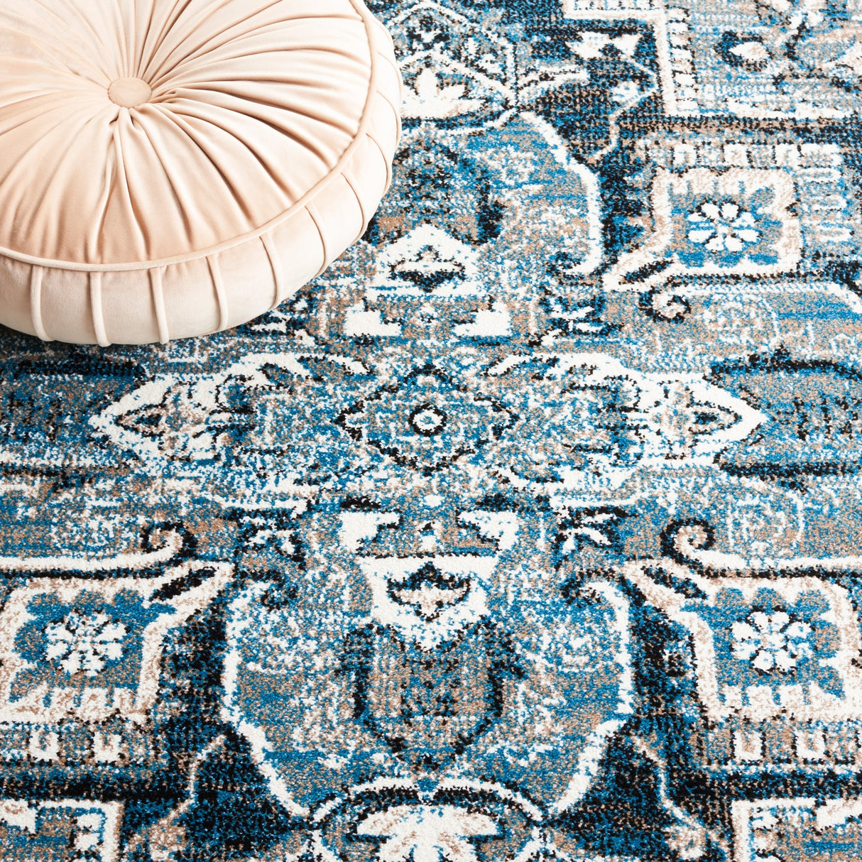 Safavieh Vintage Hamadan Vth226J Blue/Ivory Rug.