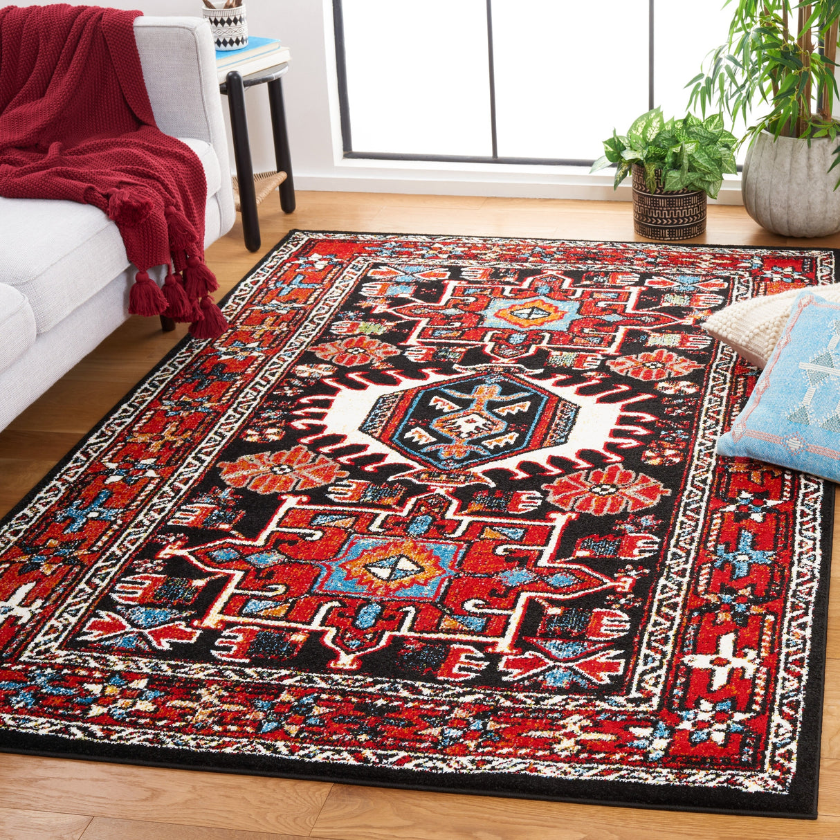 Safavieh Vintage Hamadan Vth229P Red/Black Rug.