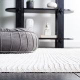 Safavieh Whisper Whs565A Ivory/Ivory Rug.